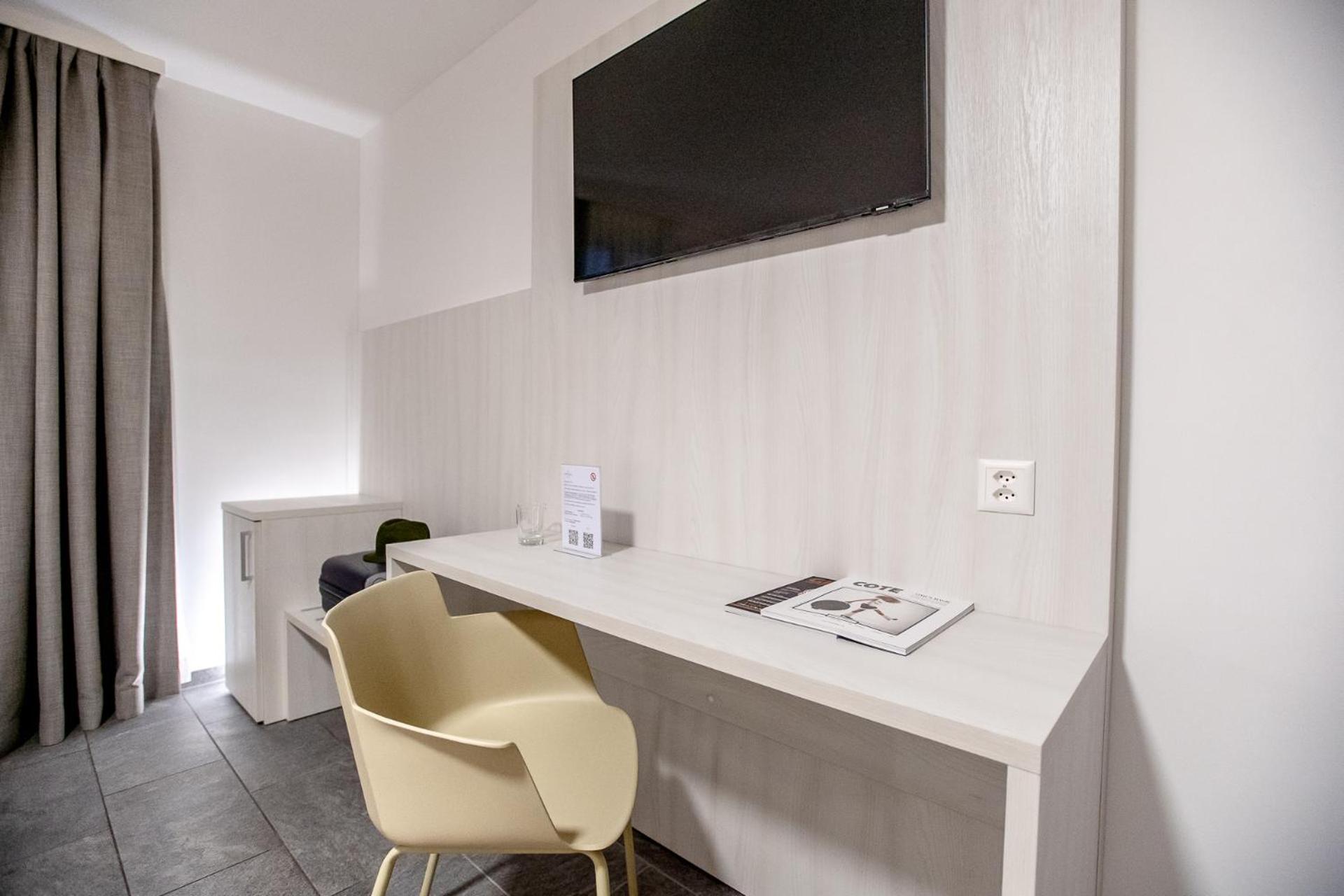 Miralago Locarno Easy Rooms Muralto Exteriör bild